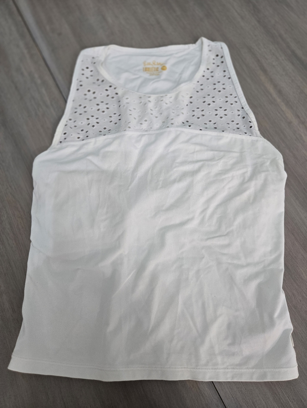 Lilly Pulitzer Luxletic Eyelet Shelf Bra Tank Medium - Picture 2 of 9